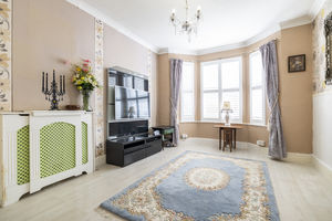 Lounge- click for photo gallery